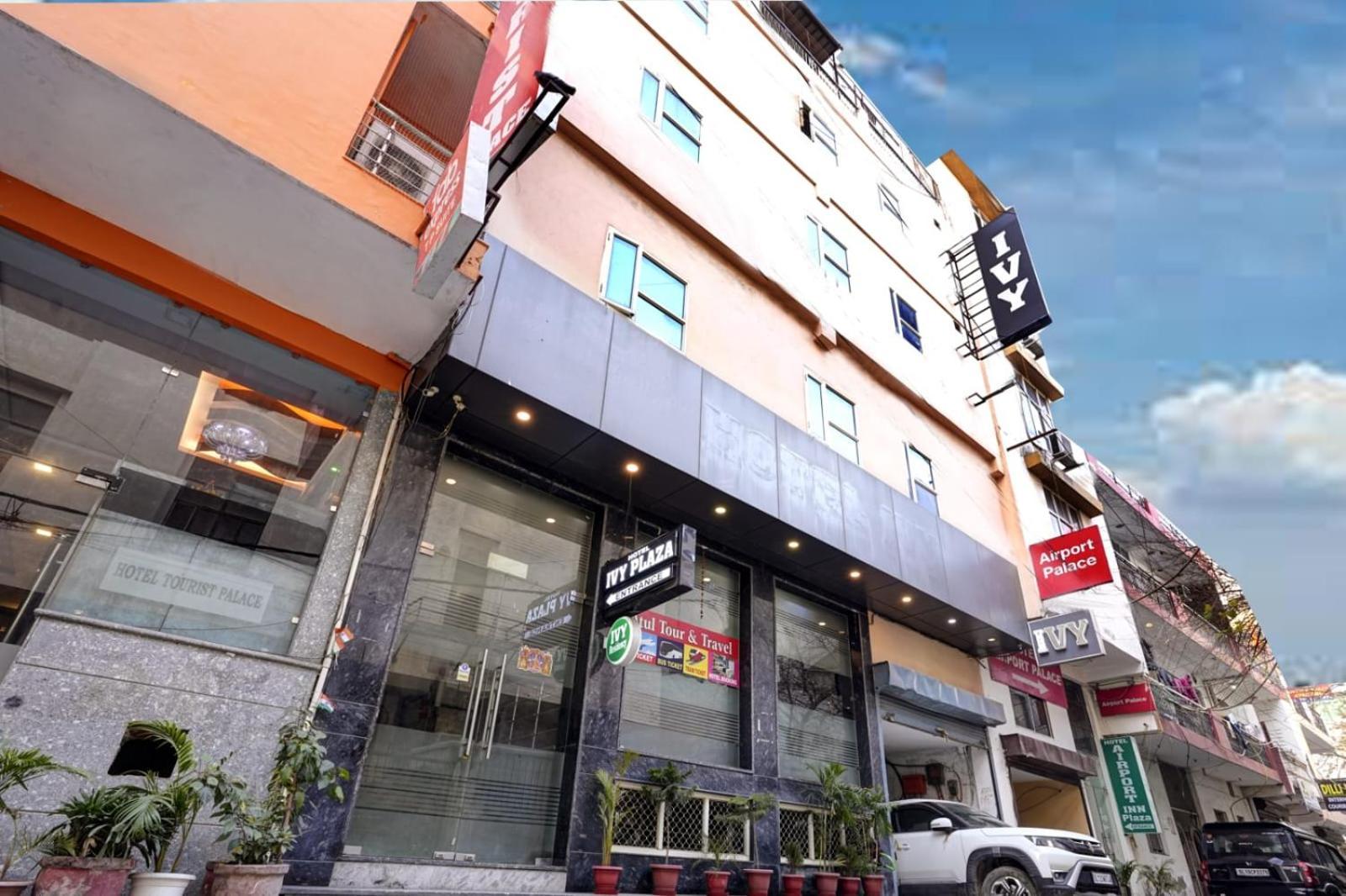Hotel Ivy Plaza Near Igi Airport New Delhi Ngoại thất bức ảnh