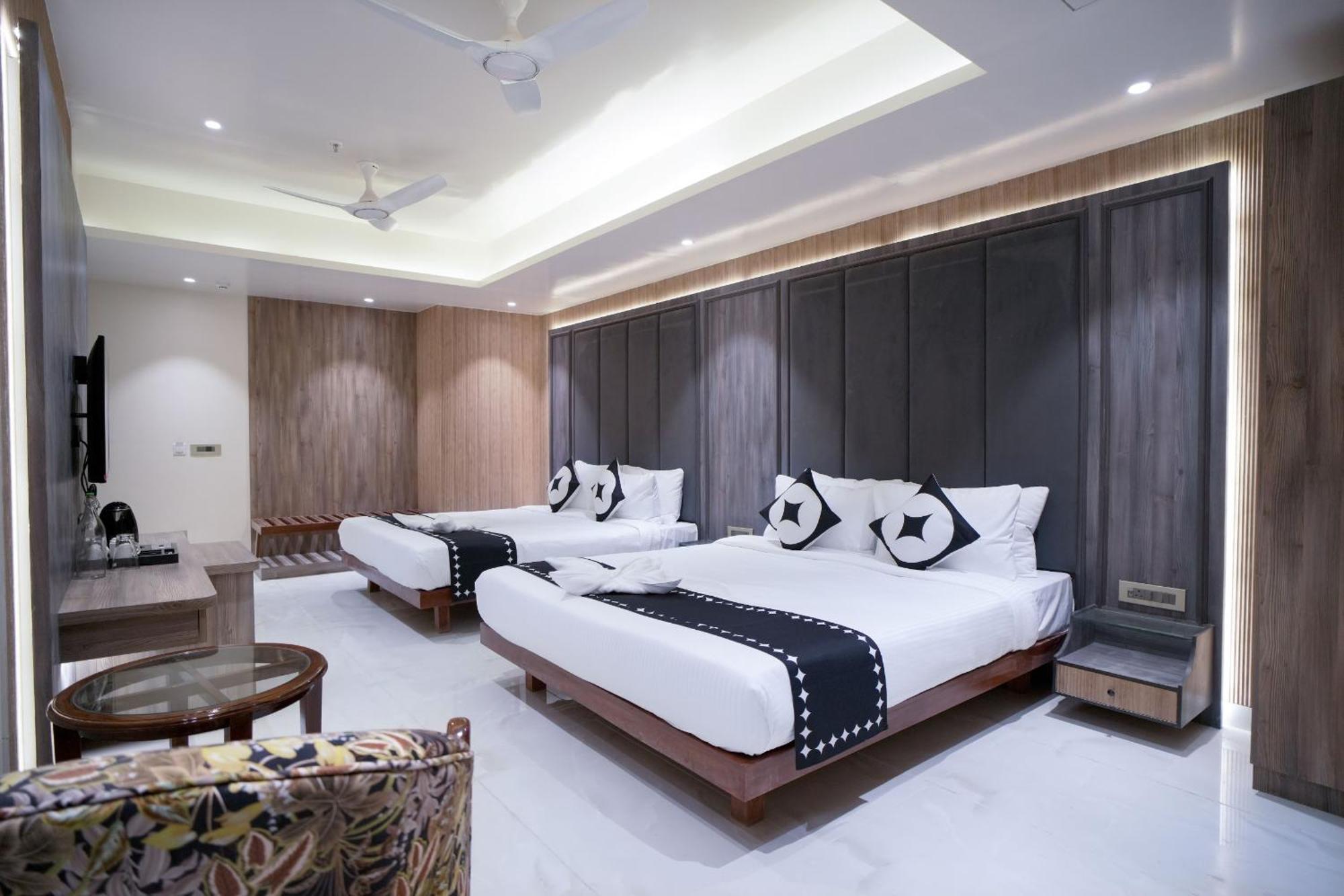 Hotel Ivy Plaza Near Igi Airport New Delhi Ngoại thất bức ảnh